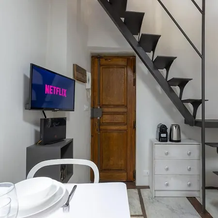 Uffizi-ponte Vecchio Mini Loft Con Affreschi * 피렌체