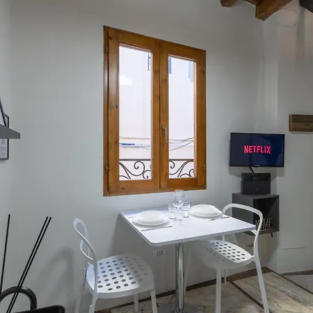 公寓 Uffizi-ponte Vecchio Mini Loft Con Affreschi *