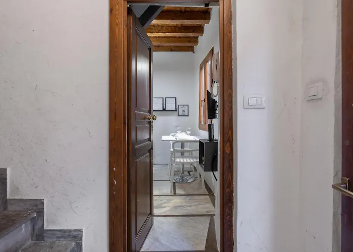 Uffizi-ponte Vecchio Mini Loft Con Affreschi Φλωρεντία